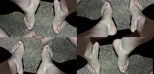  Cumshot on her hot sexy feet (Pink Toes) 4 Angles at once